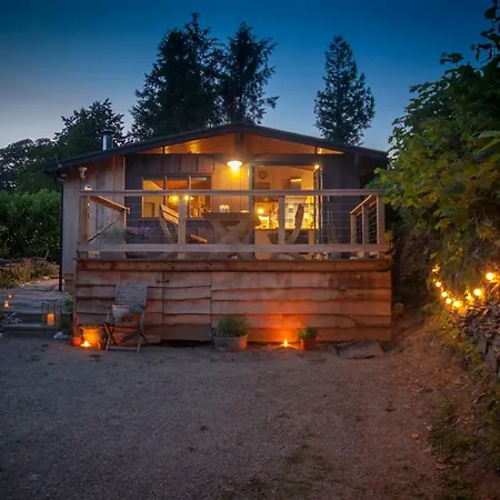 Little Kestrel Cabin Pennal Exterior photo